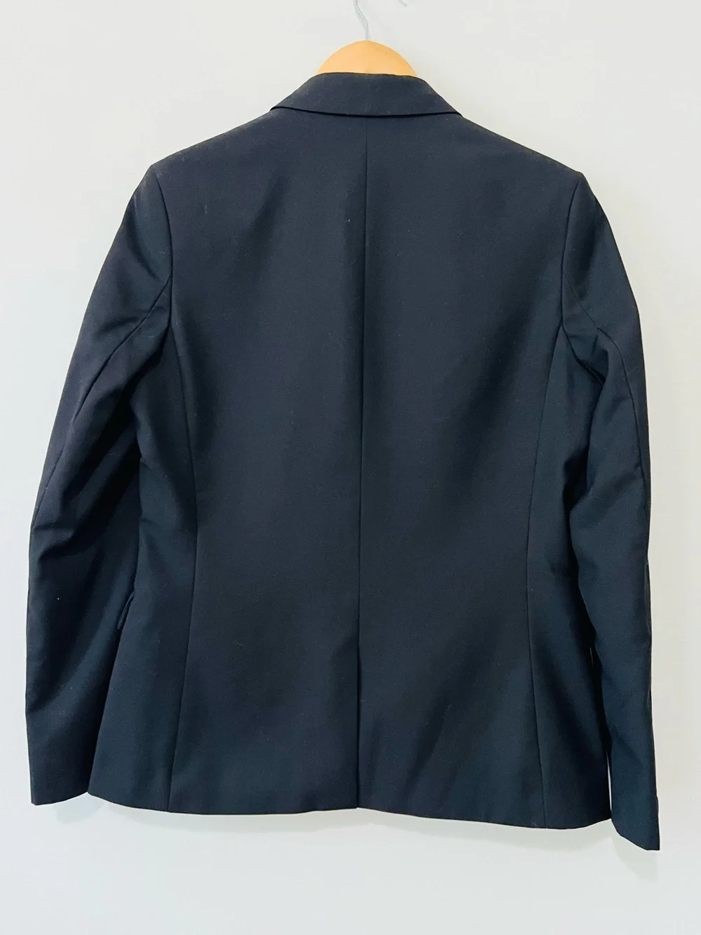 H&M classic black